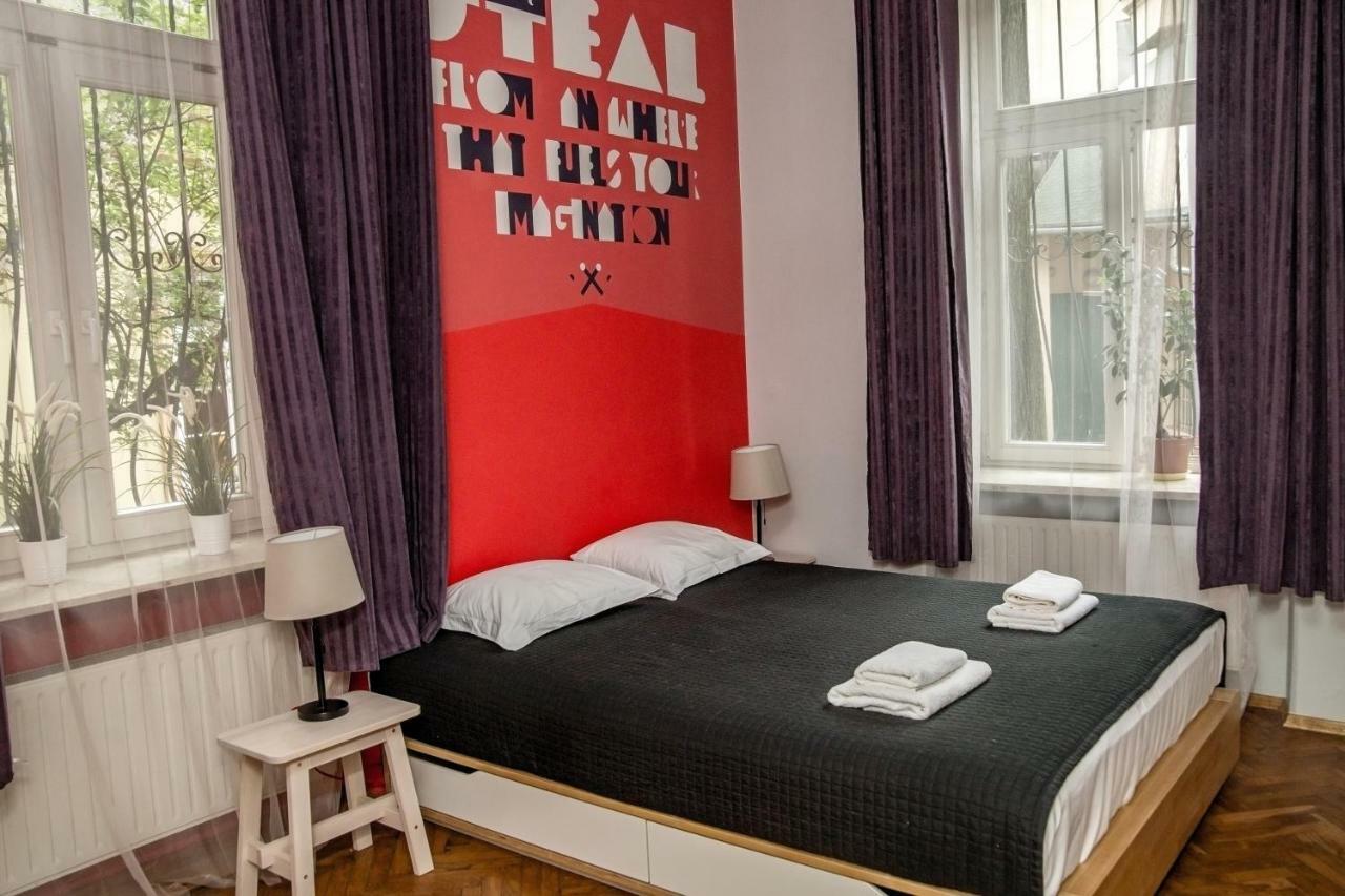 Red Kurka Apartments Cracovia Exterior foto